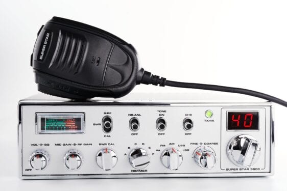 2948-SUPER-STAR-3900-EDICION-2023-EMISORA-movil-de-CB-27-Mhz-AMFMUSBLSB.jpg SUPER STAR 3900 EDICION 2023 EMISORA móvil de CB 27 Mhz AM/FM/USB/LSB
