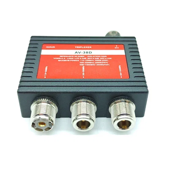 AV‑38D TRIPLEXOR PARA ANTENA UNO A TRES SALIDAS HF VHF UHF