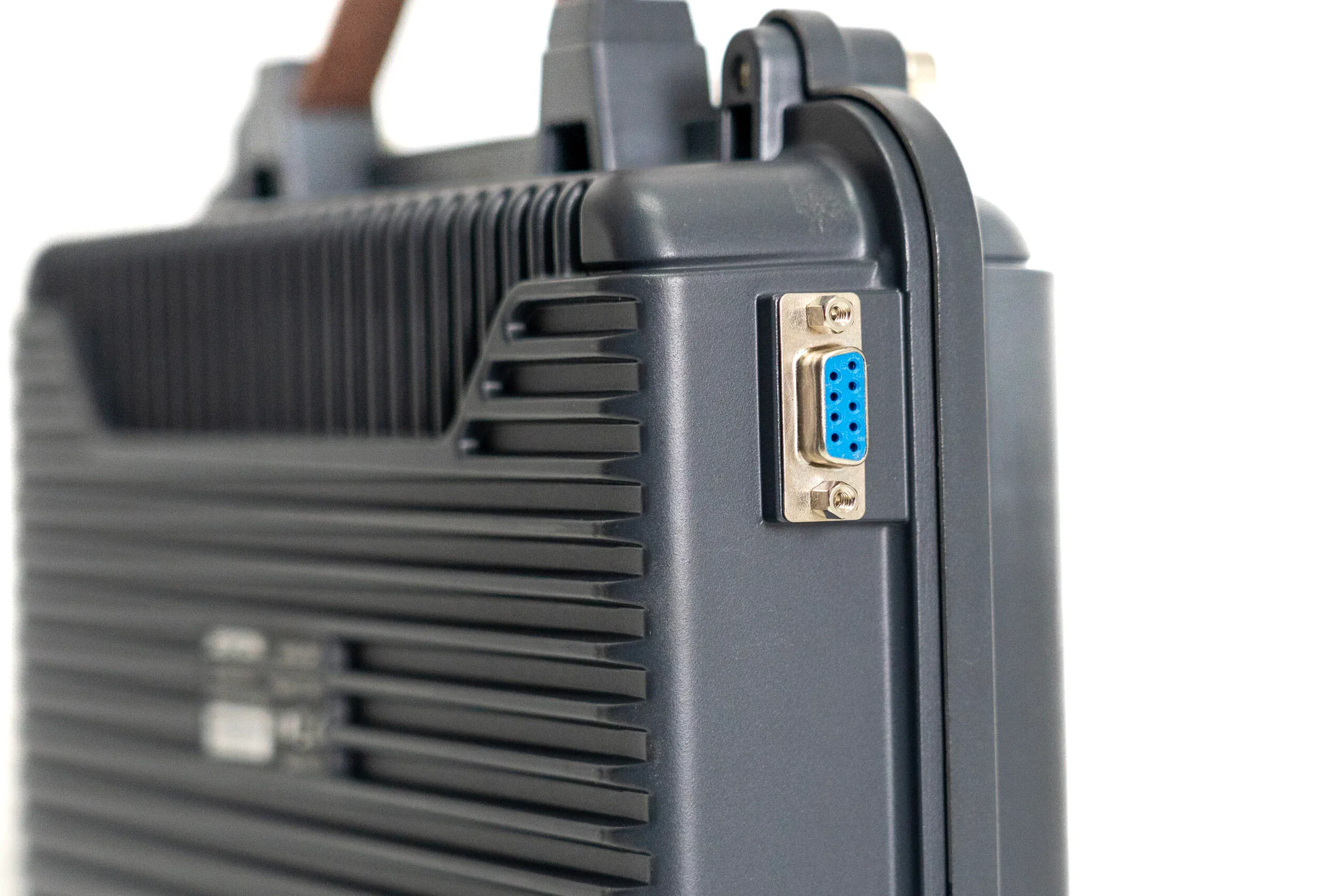 RPTU10_Jetfon-RPT-U10_repetidor-conector2-scaled JETFON RPT‑U10 REPETIDOR UHF‑FM COMERCIAL 400‑480 MHz 16 CANALES ALTA COBERTURA