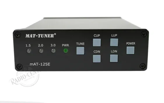 mat125e-04 MAT-125E ACOPLADOR AUTOMÁTICO UNIVERSAL HF CON BATERÍA