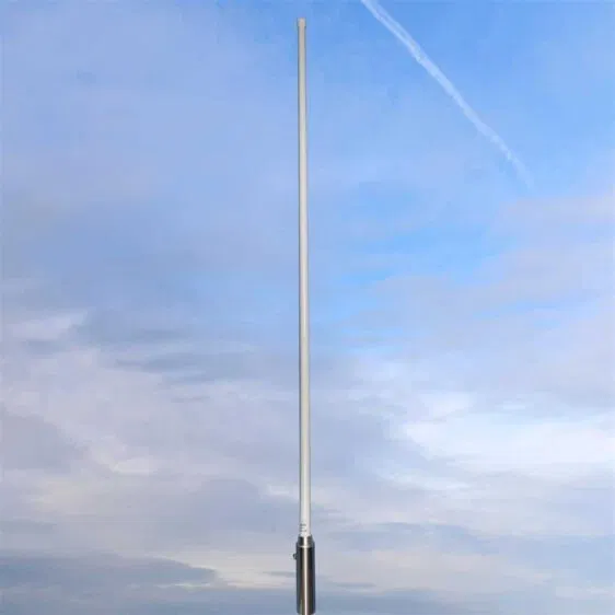 GCF-688 - Antena de base VHF, vertical, fibra de vidrio, para 66 ~ 88 MHz.