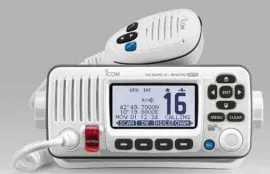 IC-M423G ICOM VHF MARINA CON LSD CLASE D Y GPS