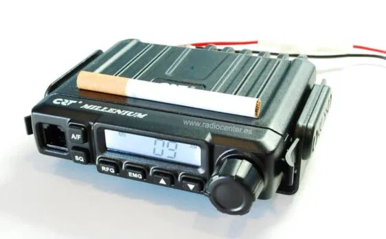 CRT MILLENIUM CB27MHZ ULTRACOMPACTA