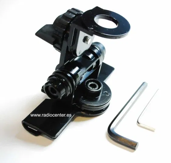 MB-470 SOPORTE TRIPLE ARTICULACIÓN