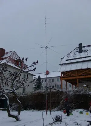 CP-6SR  DIAMOND 6 bandas: 6-10-15-20-40-80 mts.