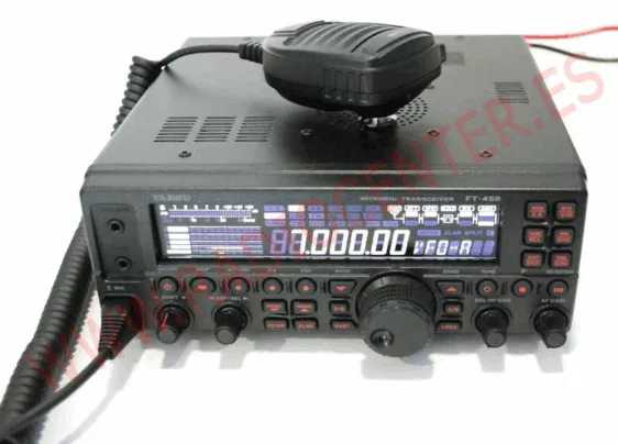 YAESU FT-450D HF CON ACOPLADOR