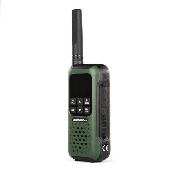 DYNASCAN F‑15 PAREJA WALKIES IP67 SUMERGIBLES PMR‑446 CON ACCESORIOS Y BOTÓN SOS